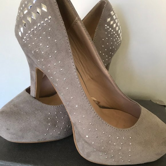Charming Charlie Taupe Suede Platform Stilettos - Picture 4 of 12